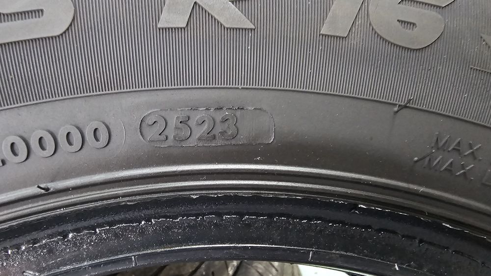 Anvelope 215 65 r16c