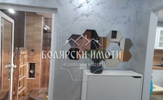 Продава се Тристаен апартамент в Велико Търново, Колю Фичето - 90 кв.м за 1423 €/кв.м - Снимка #4