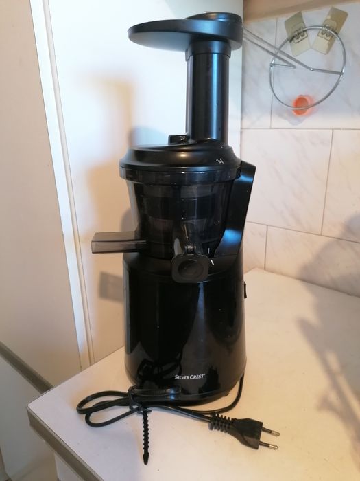 Storcator de fructe cu melc Silvercrest