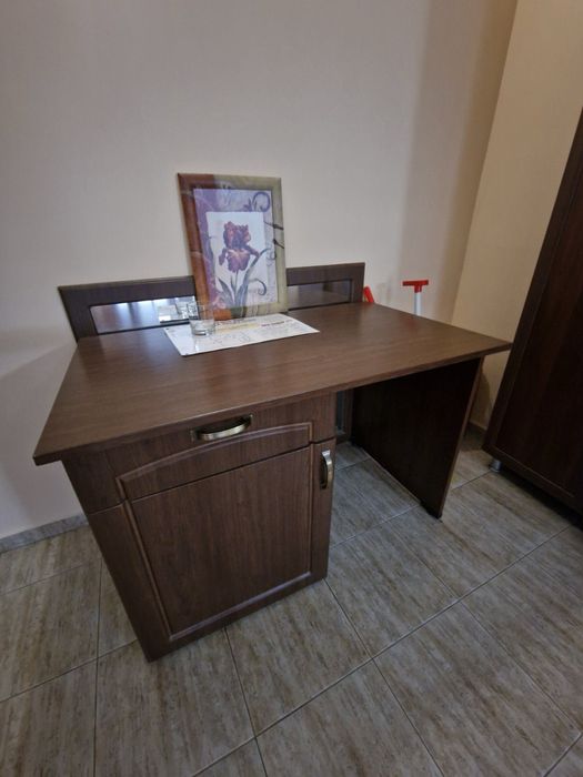 Гардероб бюро н.шкафче