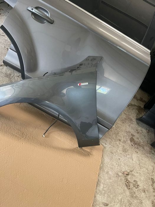 Aripa Stanga fata Audi A7 4G Facelift an 2011-2017 Originala