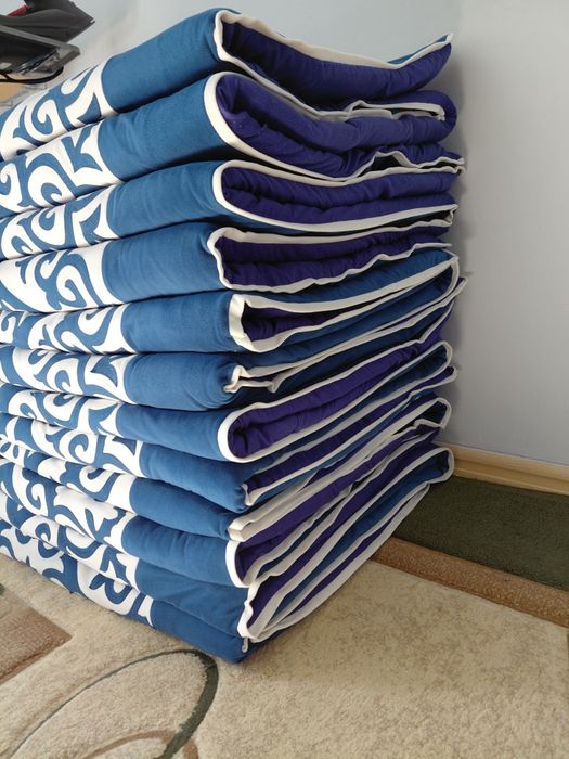 продаю корпе с чехлами