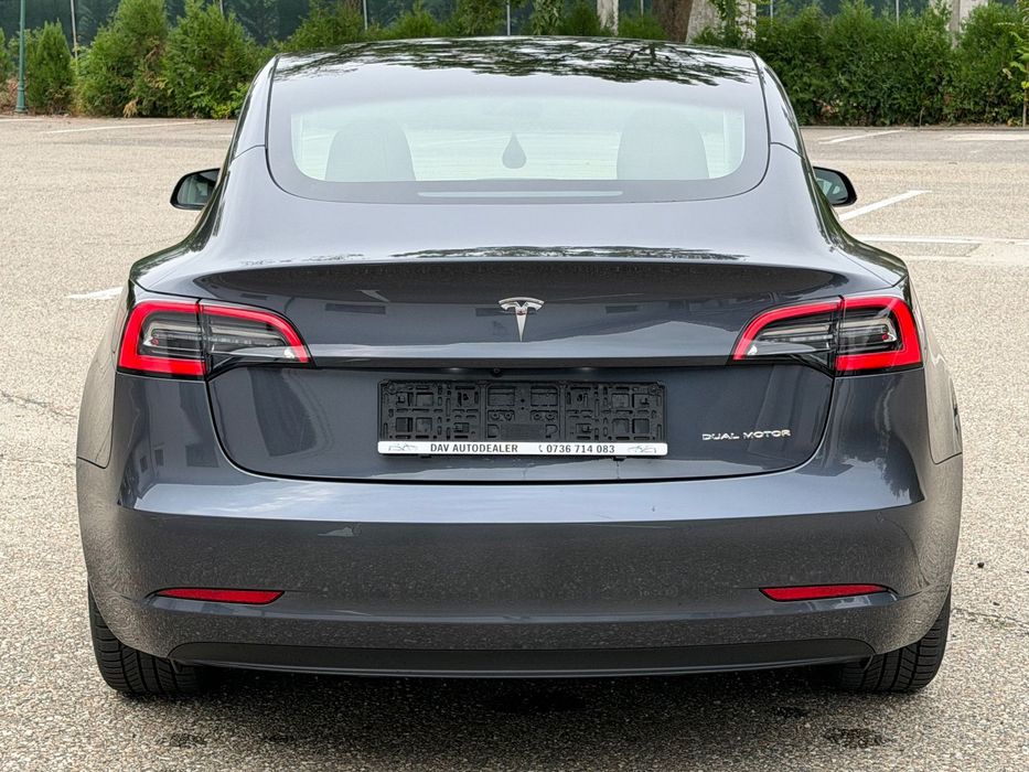 Tesla Model 3 Posibilitate leasing/creditare