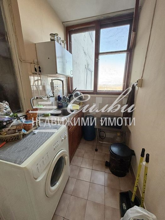 Дава се под наем Едностаен апартамент в Шумен, Боян Българанов 1 - 50 кв.м за 229.5 € - Снимка #6