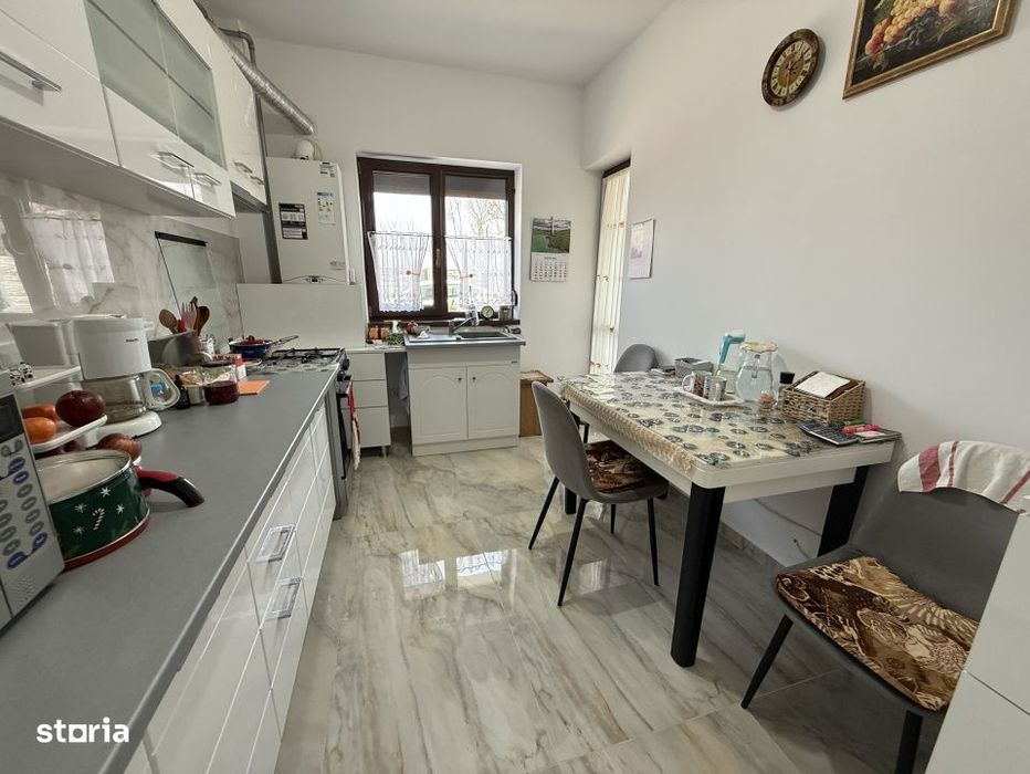 Apartament spatios, decomandat, 51 mp, parter - Chisoda