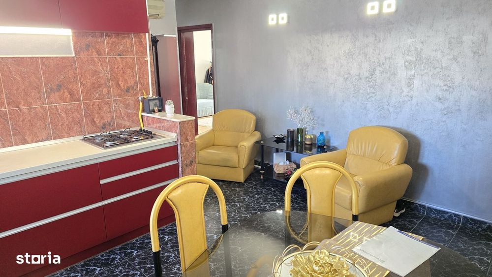 Vand apartament 2 camere dec.  Deva,  Balcescu, intersectie cu 22 Dec