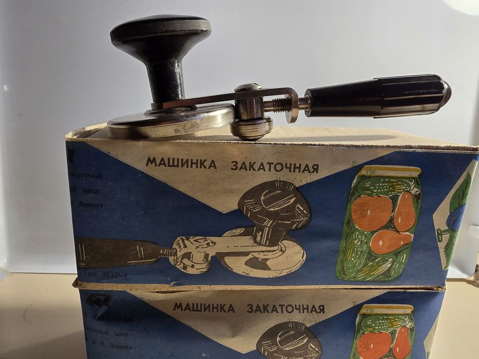 Машинка закаточная