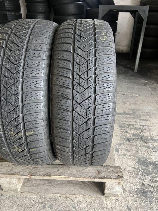 2 anvelope de iarna 205/60/16 pirelli seal inside!
