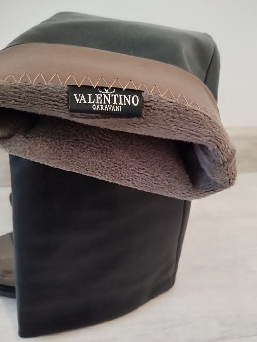 Продам демисезонные  сапоги