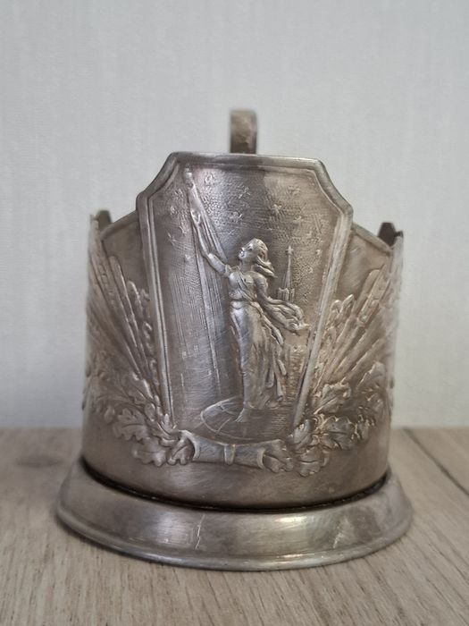 продам подстаканник СССР