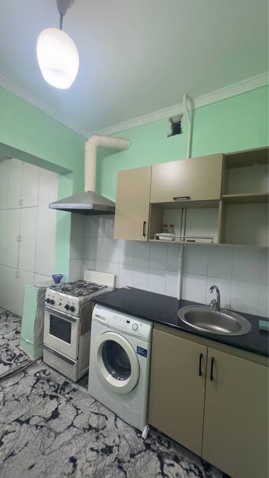 Yunusobod 11 kv 2/4/4