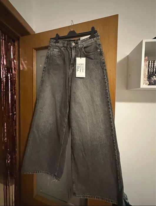 Blugi/ jeans/ pantaloni/ denim Stradivarius