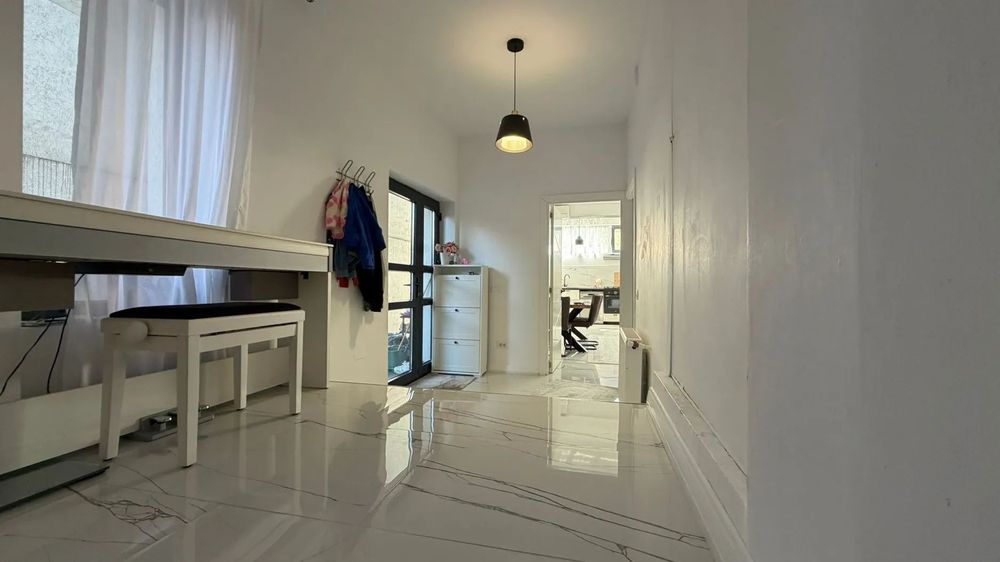 Casă de vânzare P+1+M