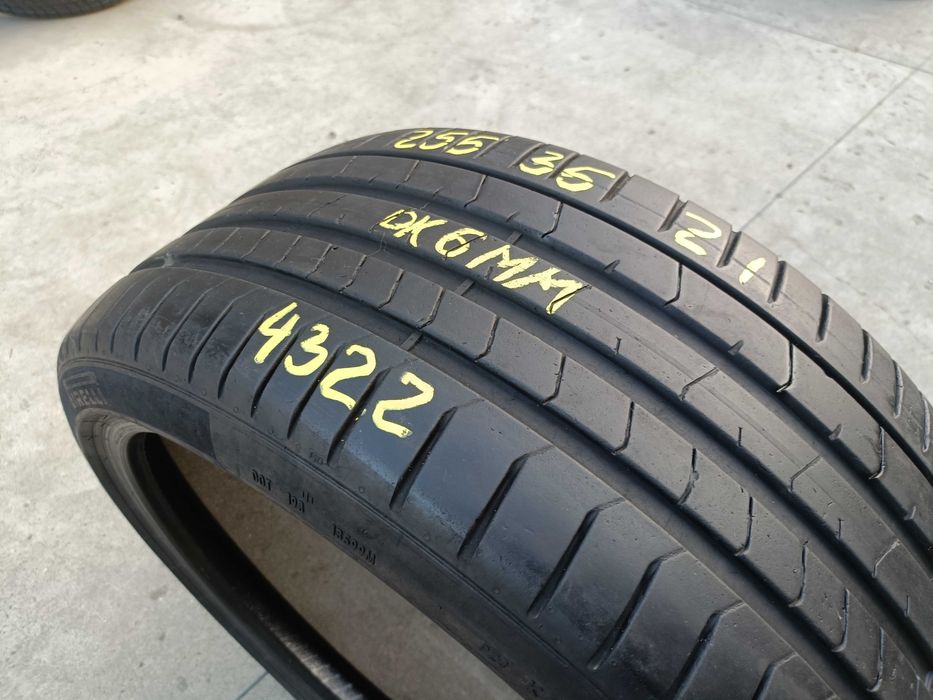 O anvelopa de vara 255 35 21 pirelli p zero pz4 profil 6 mm dot 4322