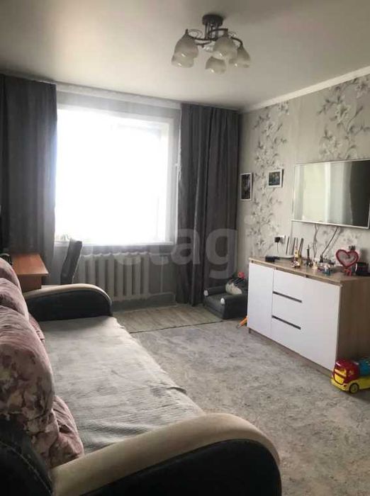 Продам 1-ком квартиру В 19мкр
