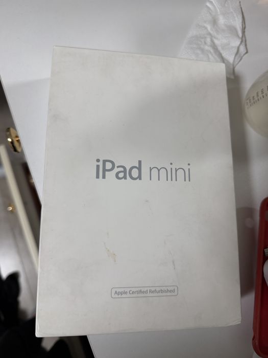 Продам айпад мини