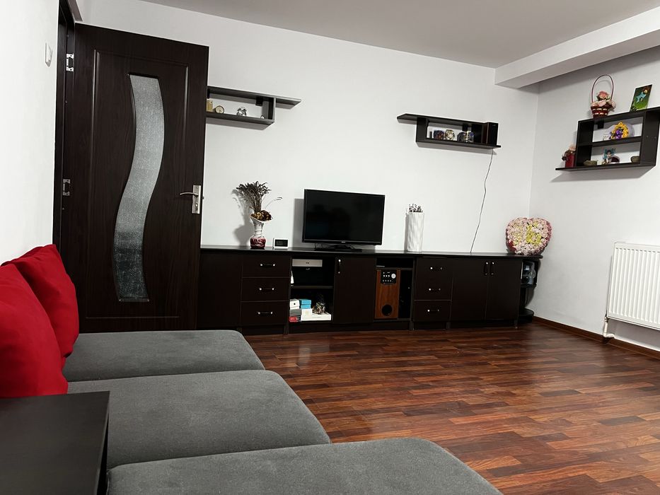 3 camere, etaj 3/4, langa parcul tineretului