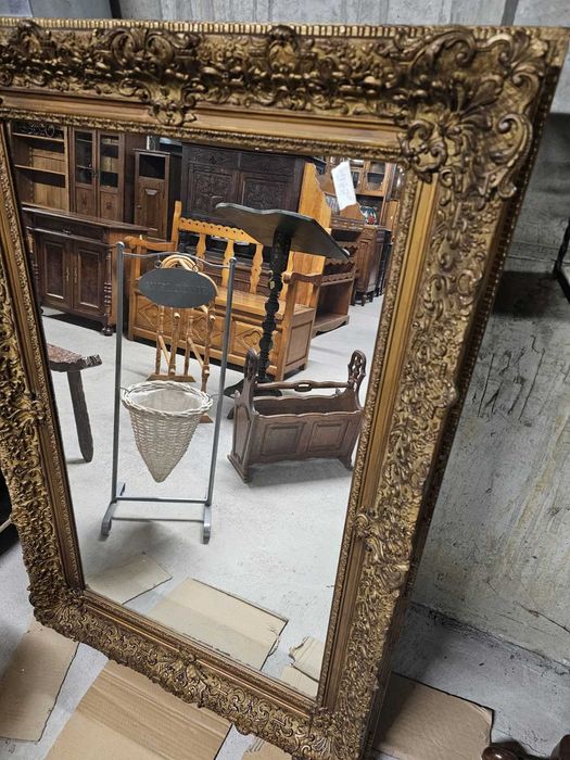 Витрина с интарзия