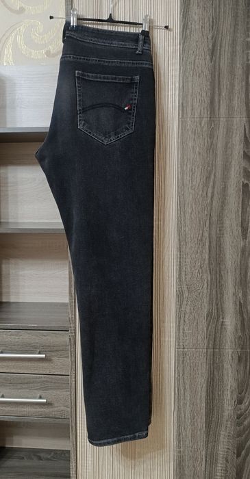 Мужские джинсы р33.