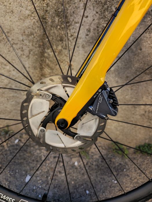 Карбонов Шосеен велосипед Rose X-lite four 2x11 Ultegra Groupset дискови 7.6кг 46см