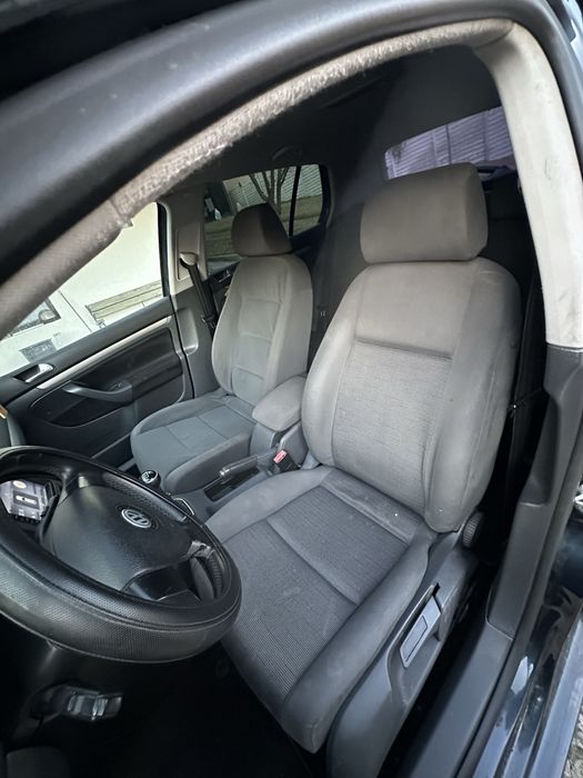 Golf 5  1.6 mpi 2007