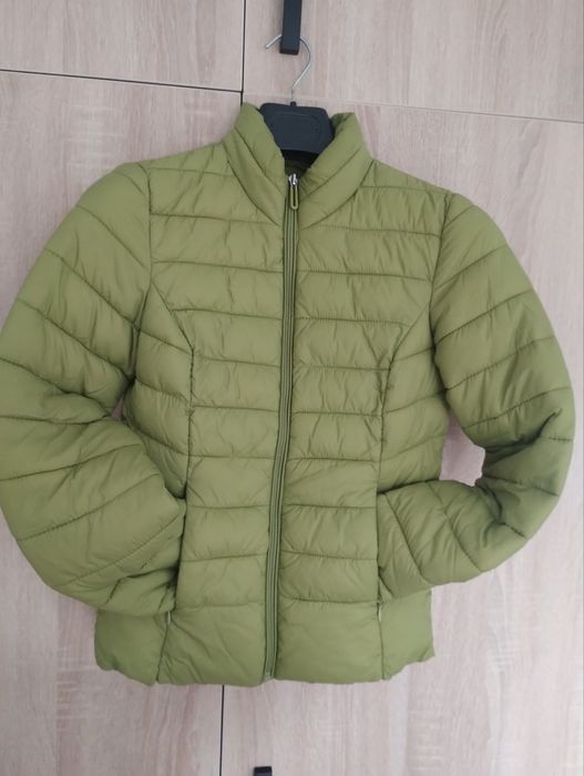 Geaca scurta din puf