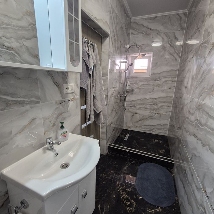 Închiriez apartamente individuale /Terasa / vila privata - regim h