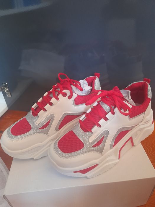 Дамски маратонки