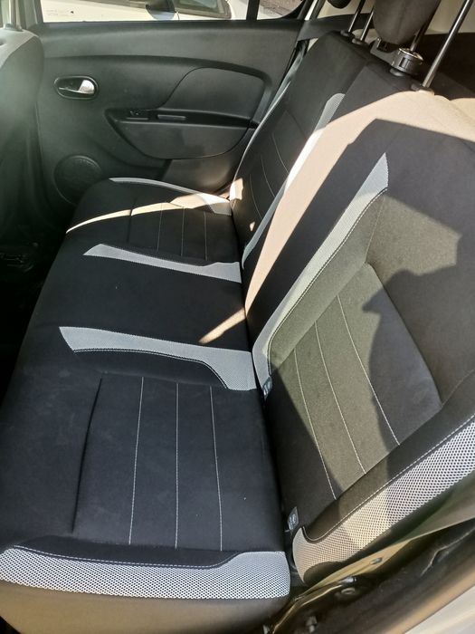 De vânzare Dacia Sandero Stepway2020 cu 100000km