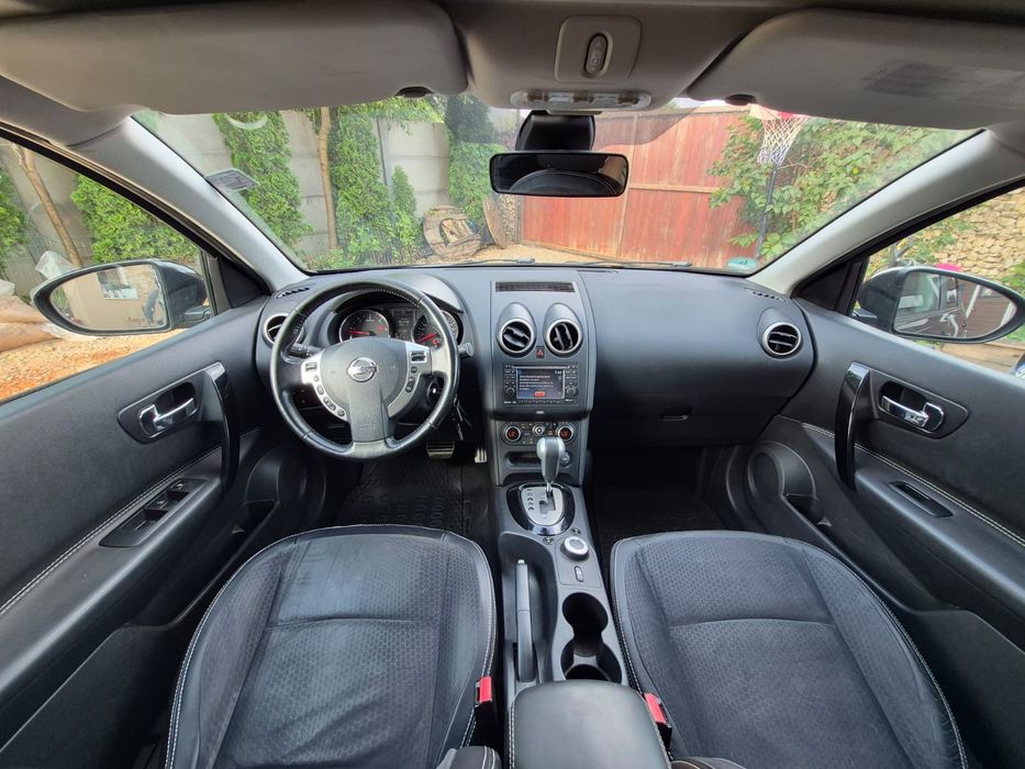 Nissan Qashqai   4x4  Tekna 360 ° 2013  Navigatie/Automatic