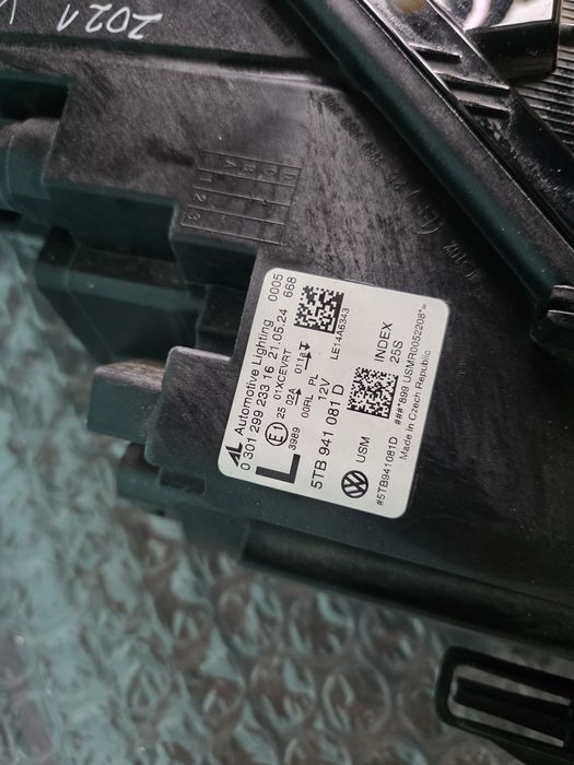 VW Touran full led 2019 ляв фар 2бр.