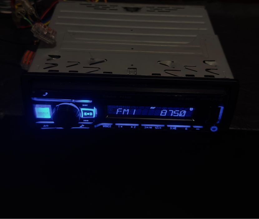 Player Alpine UTE-200BT