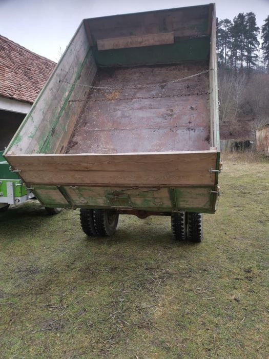 Vand remorca cu o axa