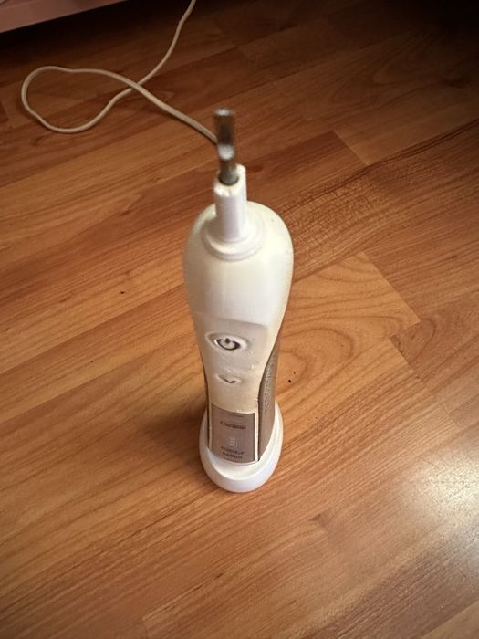 Periuta dinti electrica oral b Triumph 5000