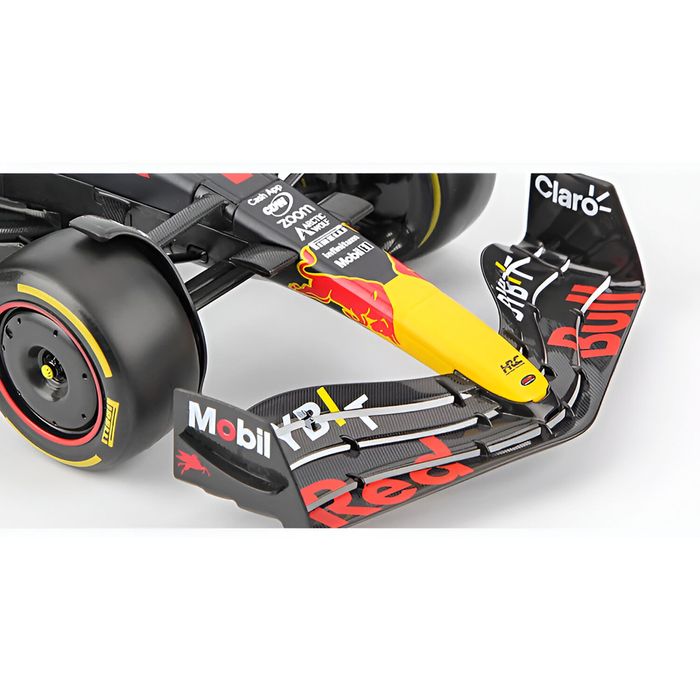 Формула 1 болид Bburago 1:18 F1 2023 Red Bull RB19; Ferrari SF23