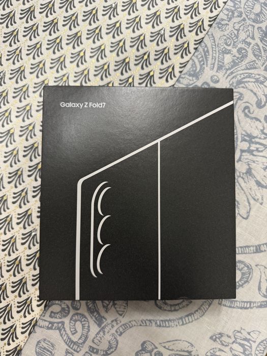 Samsung Galaxy Z Fold7 - Nou, Sigilat, Cutie originala