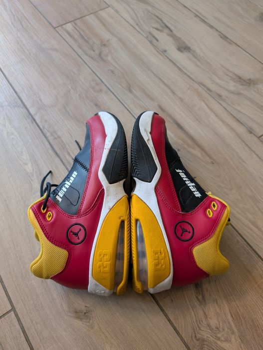 vand papuci Jordan Max Aura 3 SE