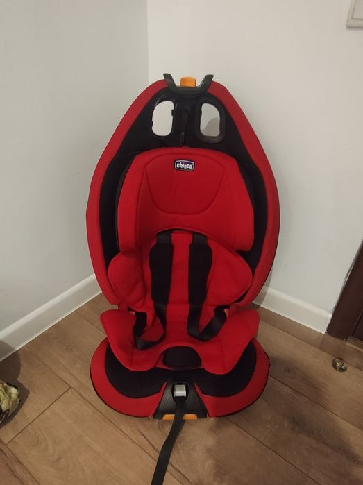 Автокресло Chicco 9-36 кг