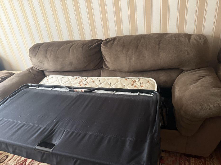 Продаю диван и кресло