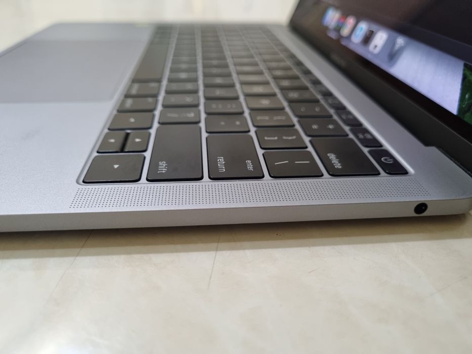 Macbook Pro core i5 2016