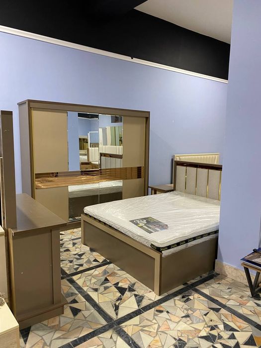 Mebel spalni garnitur