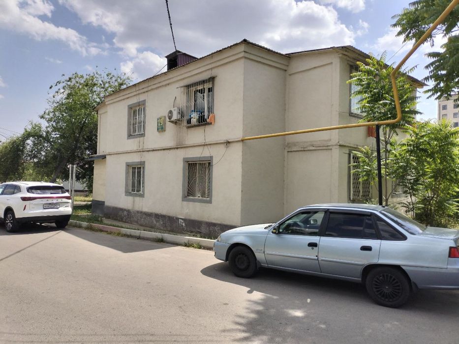 Продам квартиру Водник Бектемирский Сувмаш 1/2 комнат 1 этаж Ипотека +