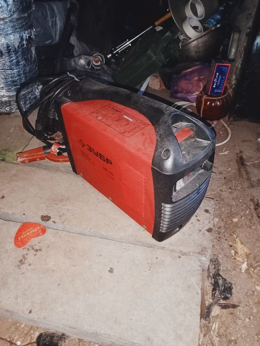 Продаю сварочный