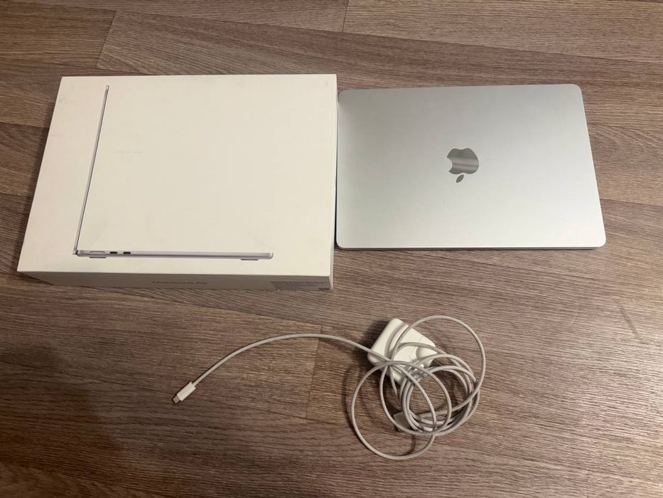 Macbook M4 Air 16GB RAM, 512GB SSD