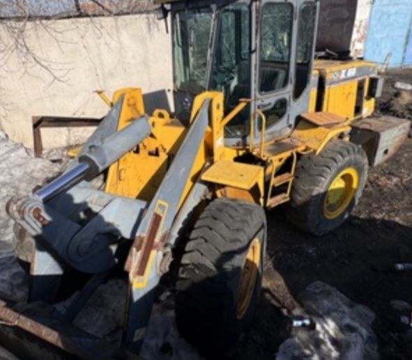 Фронтальная Погрузчик продам