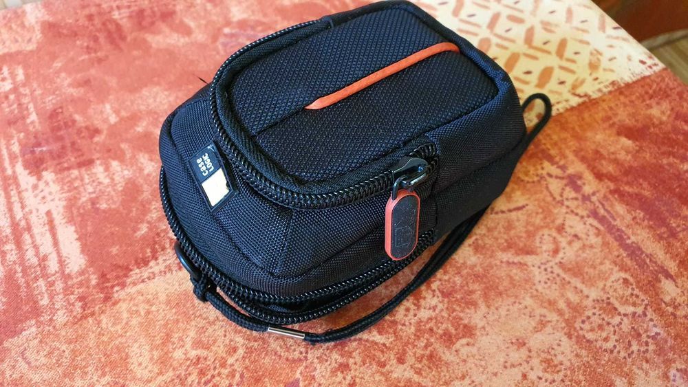 Sony Cyber-Shot RX100 M6 pachet complet, impecabil + accesorii