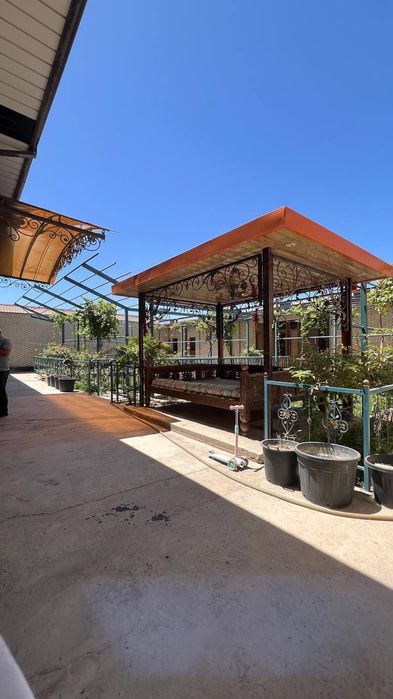 Ховли сотилади срочно