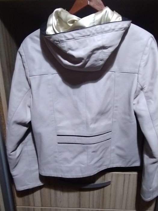 Дамски зимни якета