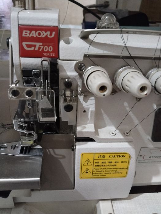 Baoyu GT700 оверлок 5 иплик сотилади