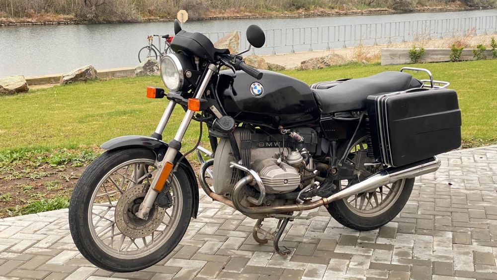 Motocicleta clasica BMW R65
